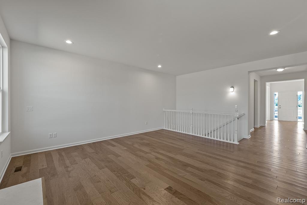5630 Fir Court