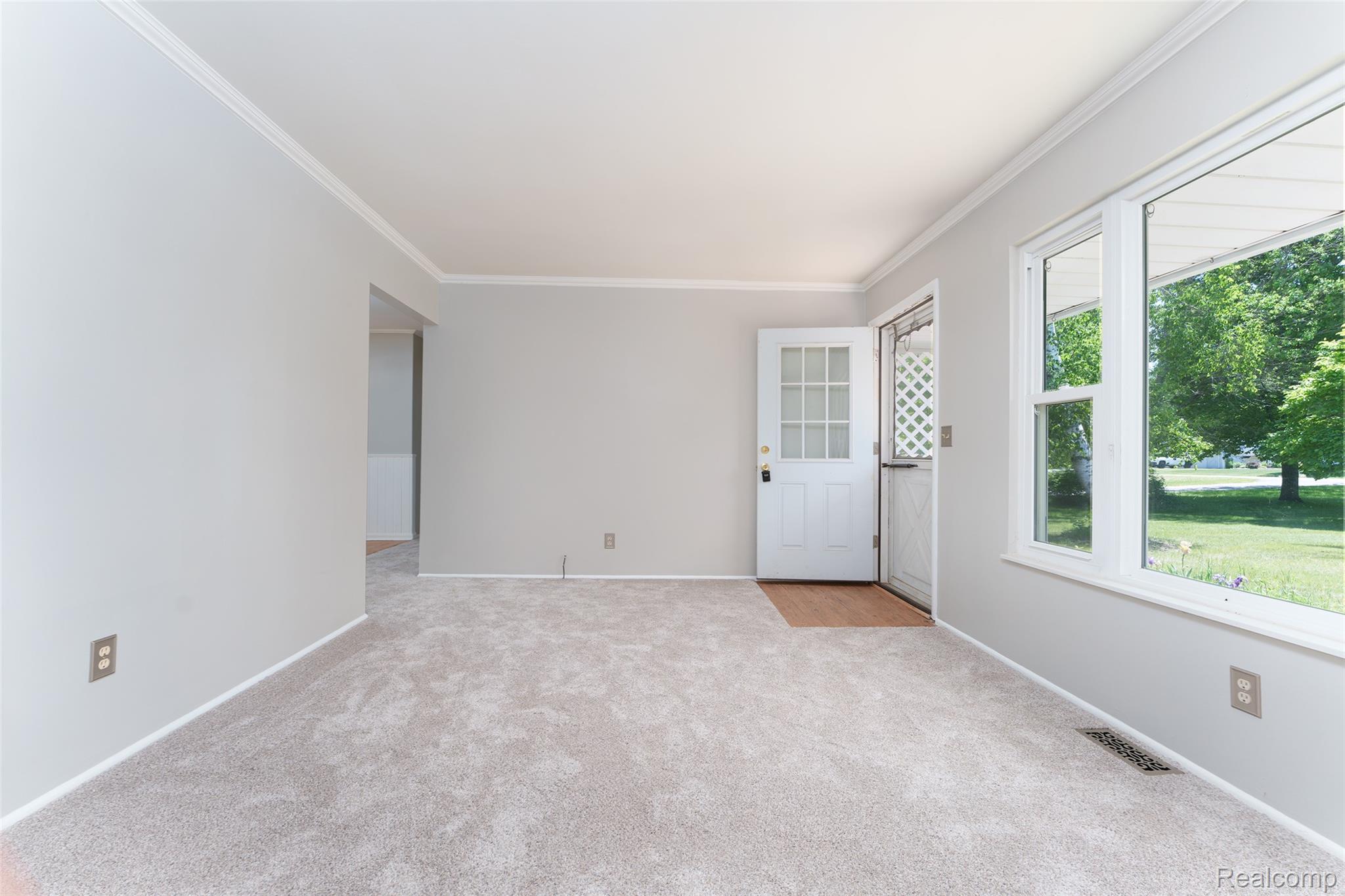 2653 Porcupine Trail