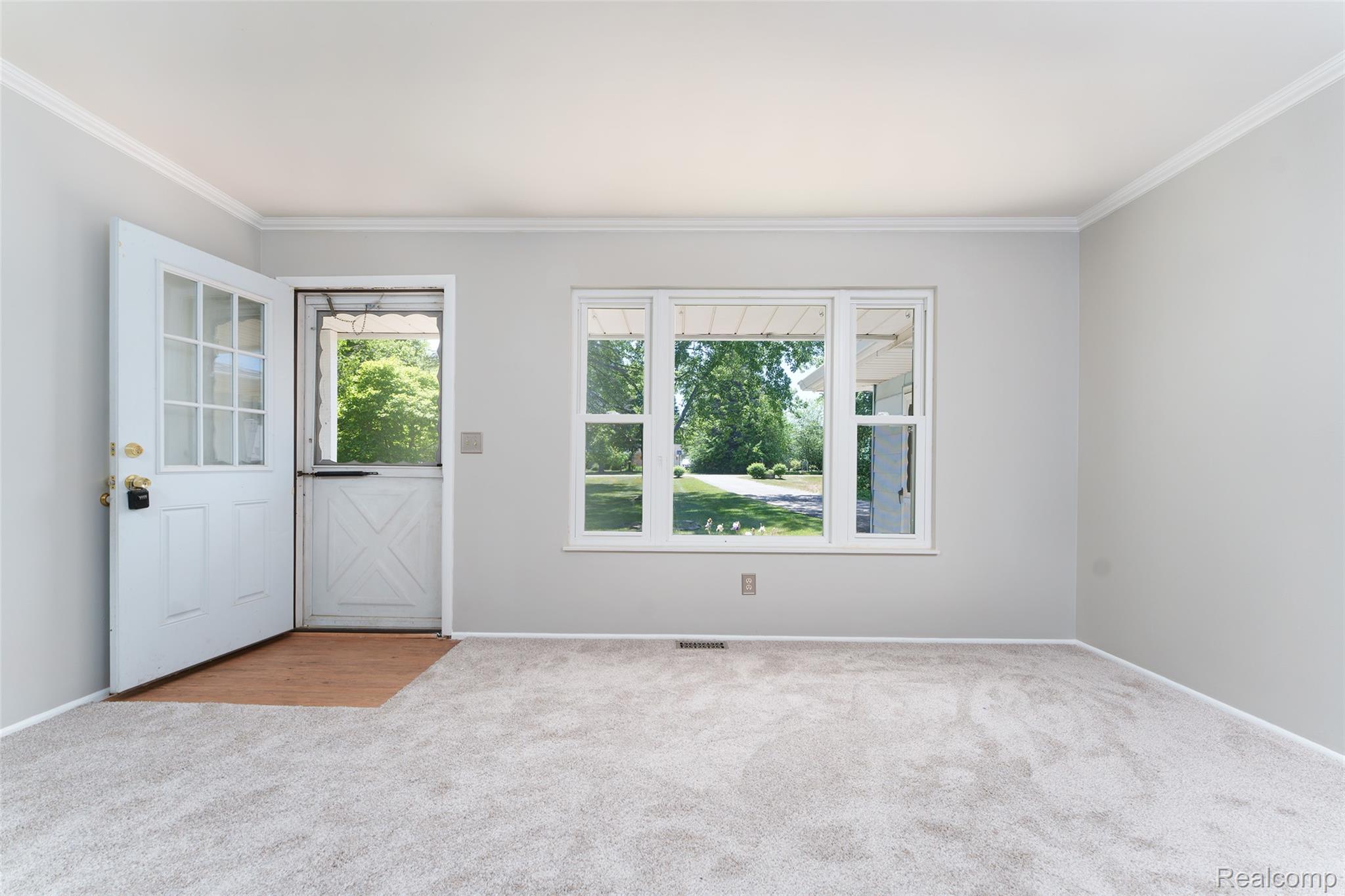 2653 Porcupine Trail