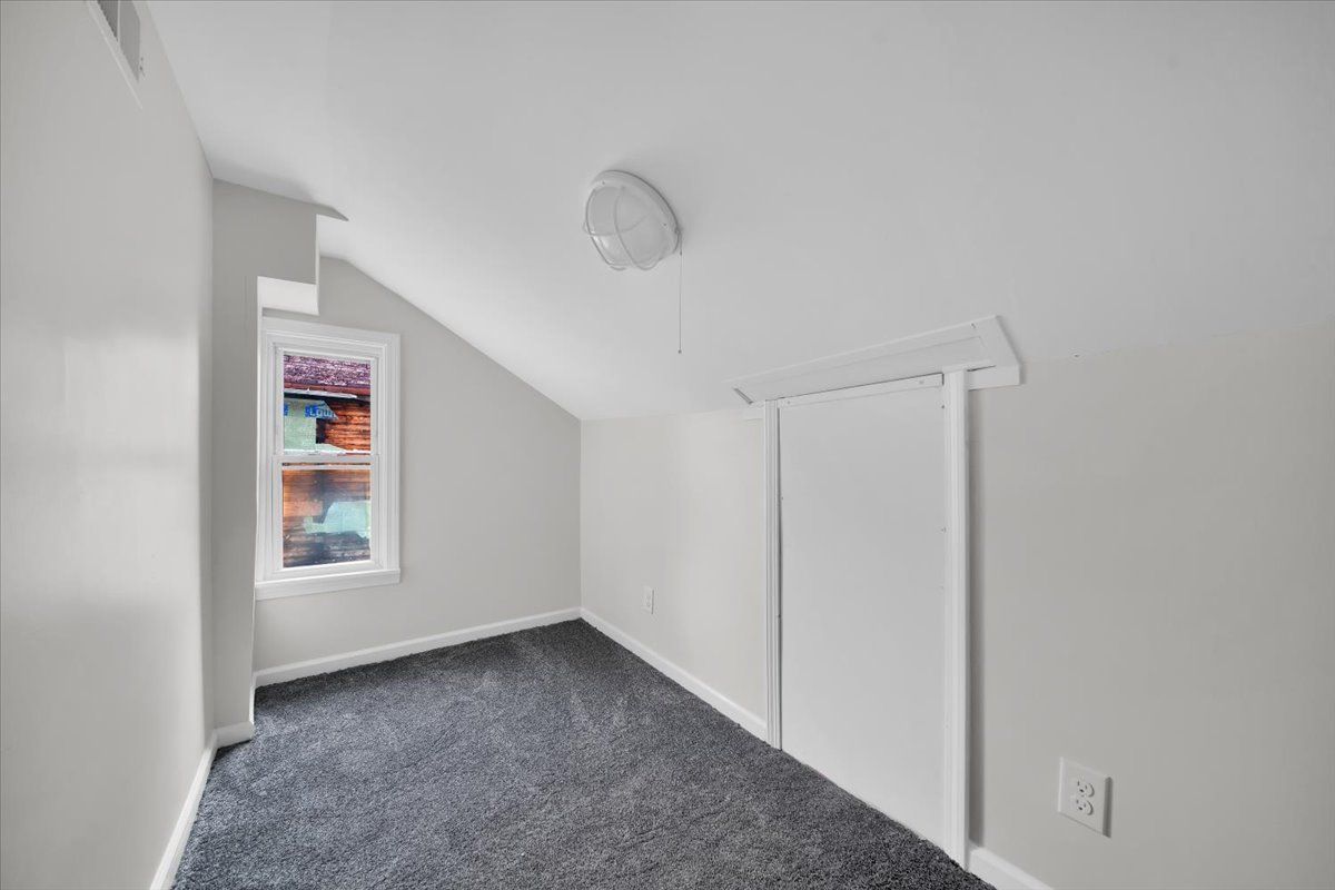 Detroit, Michigan 48208, United States, 3 Bedrooms Bedrooms, ,2 BathroomsBathrooms,Residential,Active,42386