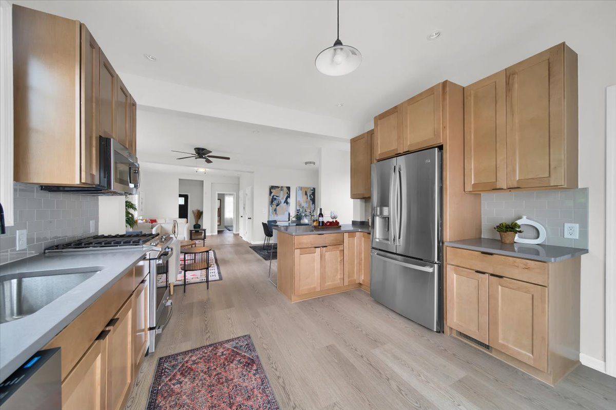 Detroit, Michigan 48208, United States, 3 Bedrooms Bedrooms, ,2 BathroomsBathrooms,Residential,Active,42386