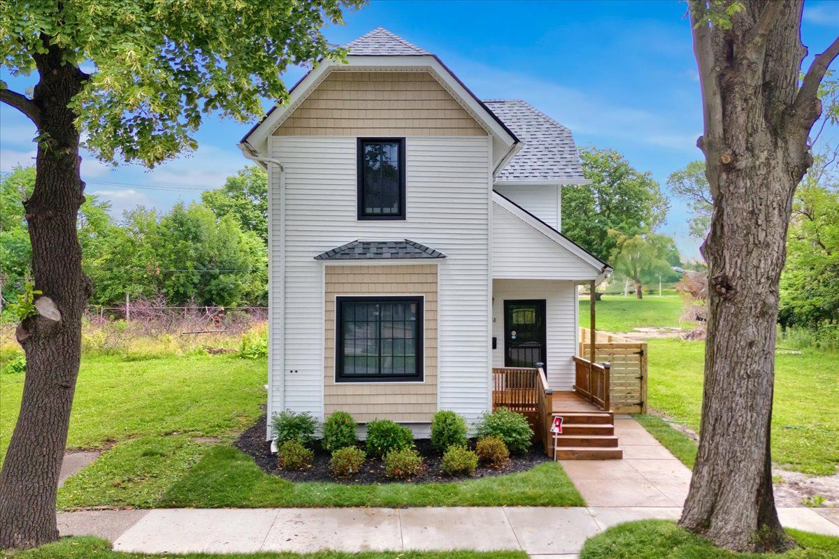 Detroit, Michigan 48208, United States, 3 Bedrooms Bedrooms, ,2 BathroomsBathrooms,Residential,Active,42386