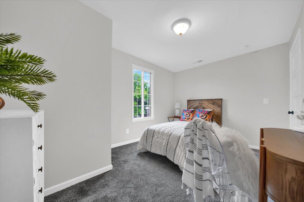 Detroit, Michigan 48208, United States, 3 Bedrooms Bedrooms, ,2 BathroomsBathrooms,Residential,Active,42386