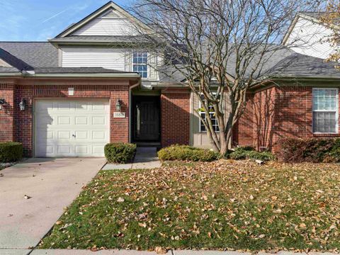 35818 Foxwood Court Harrison Charter Township MI 48045