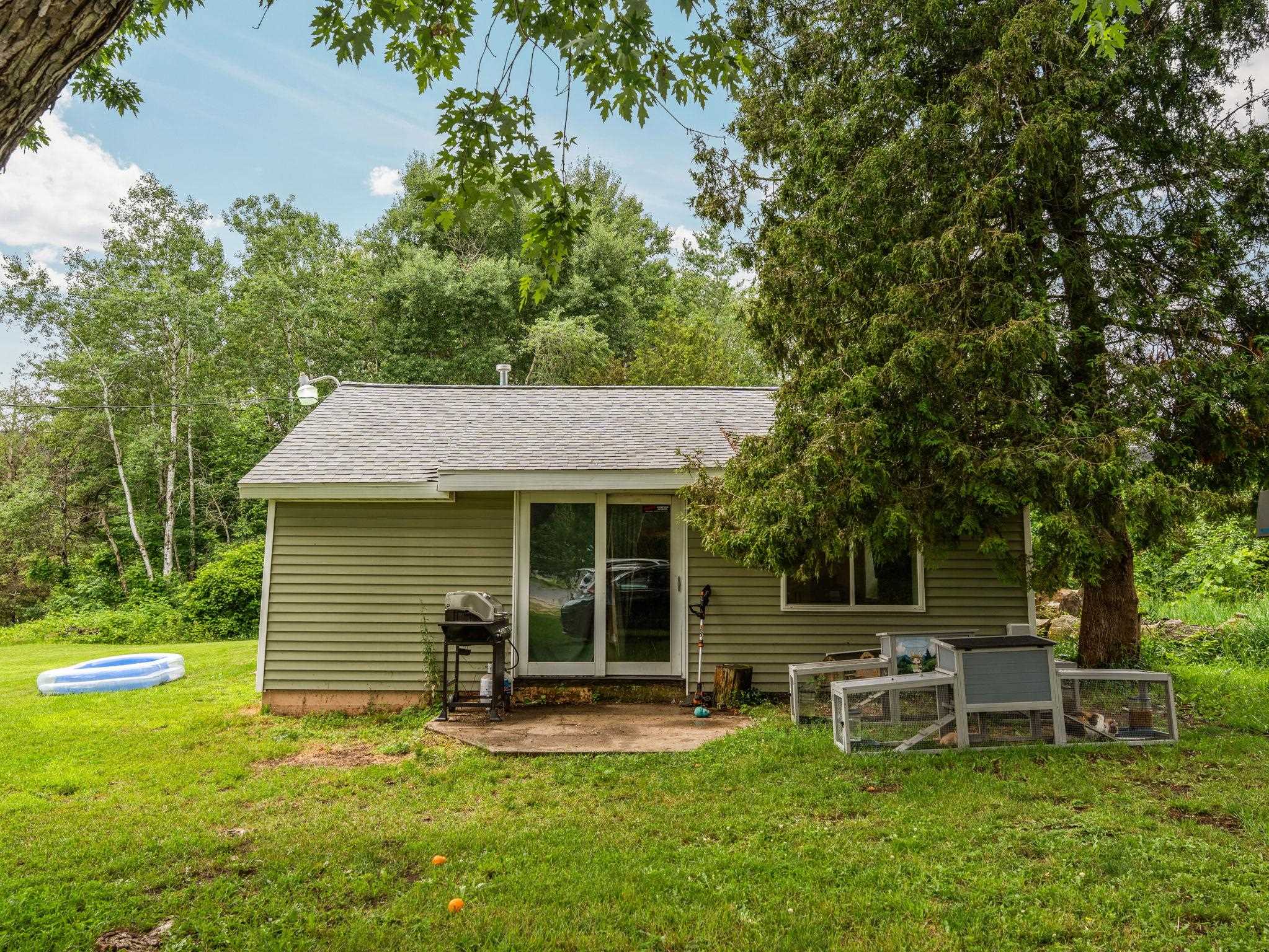6797 N US-131