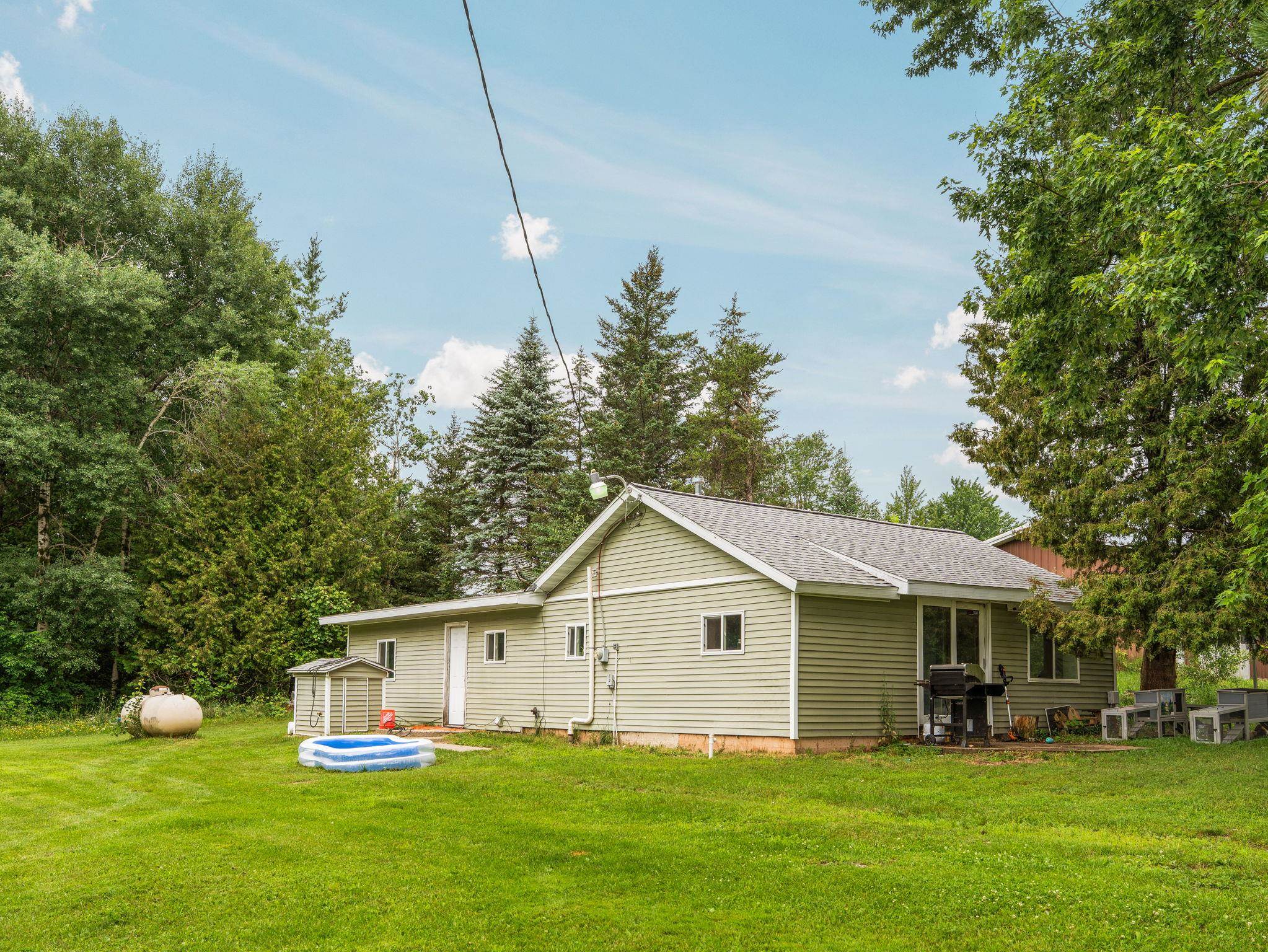 6797 N US-131