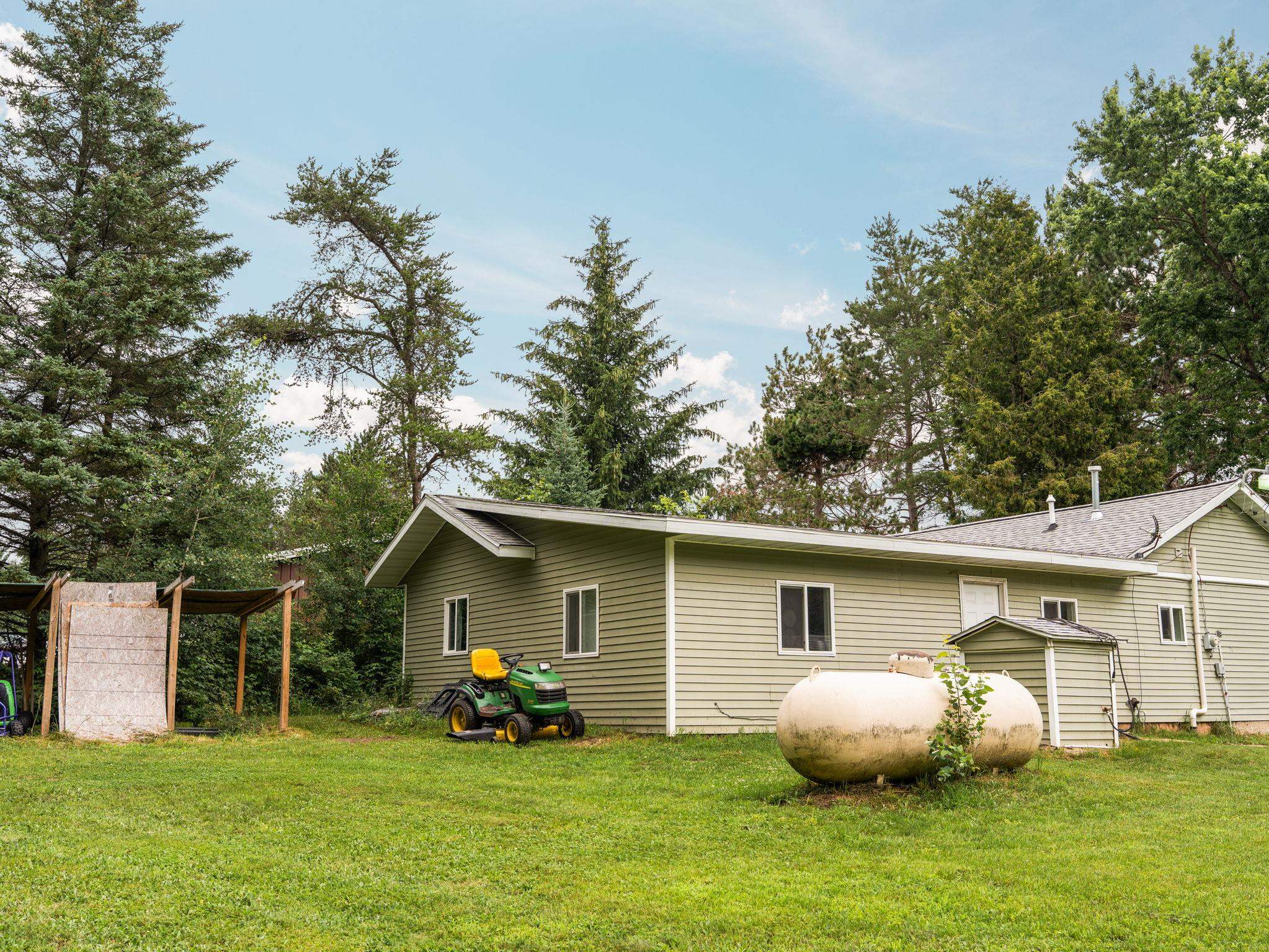 6797 N US-131