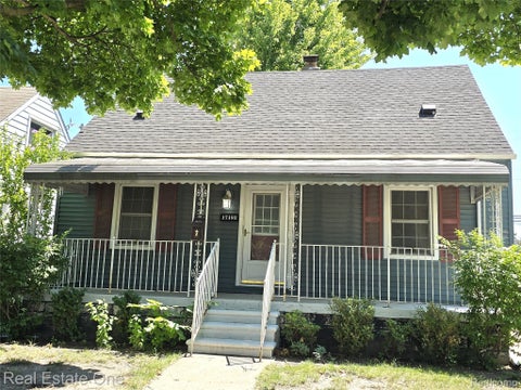 Photo for 17182 Henry Street