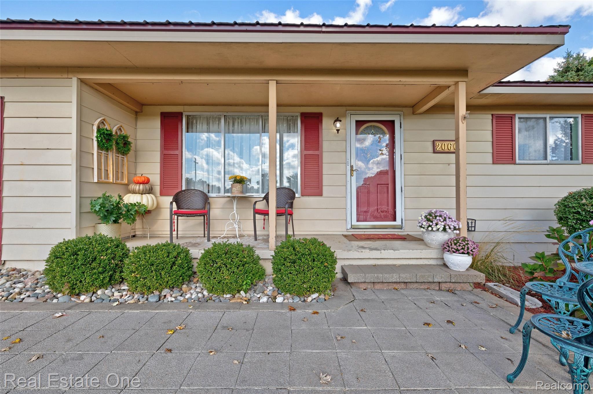 2060 W Drahner Road