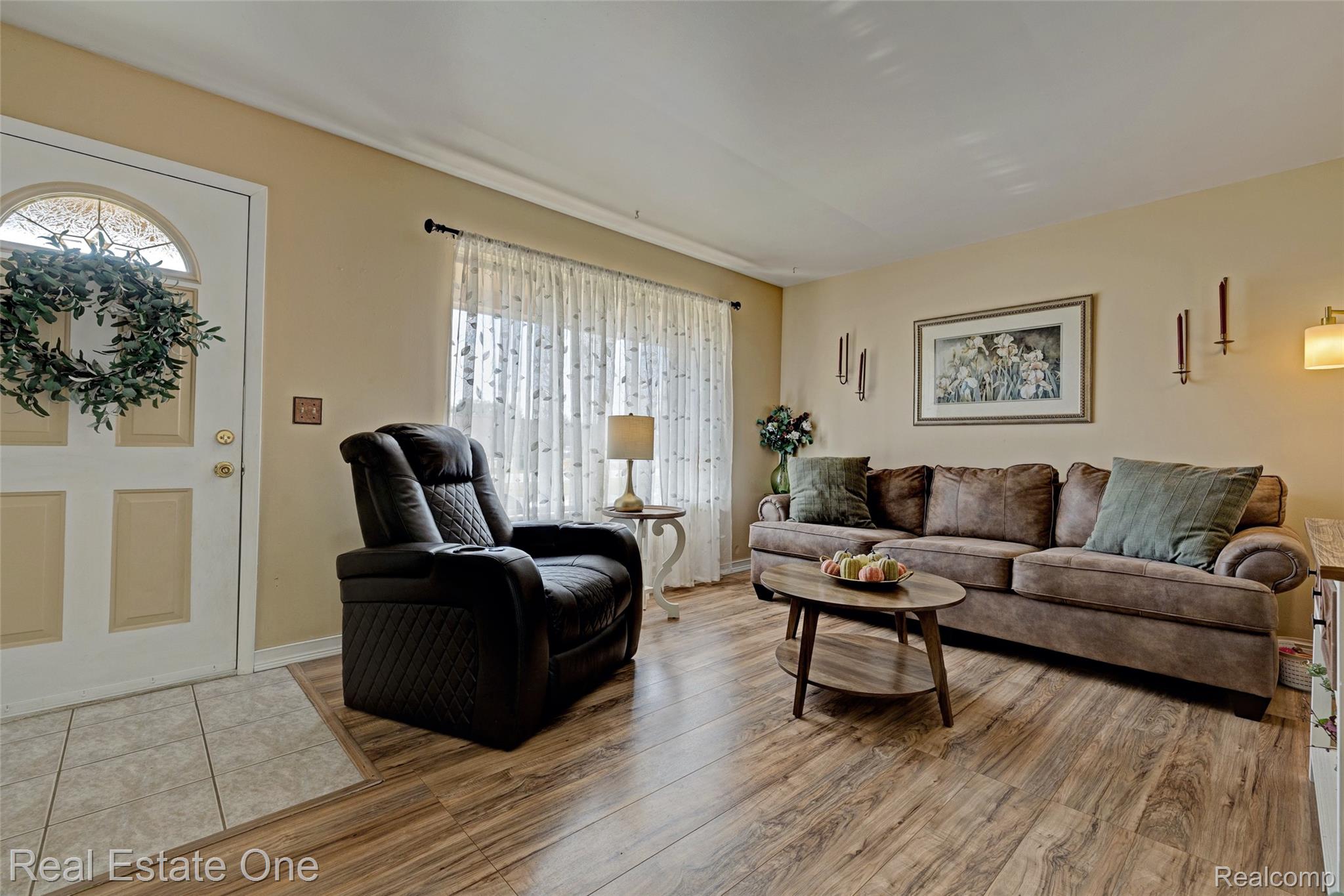 2060 W Drahner Road