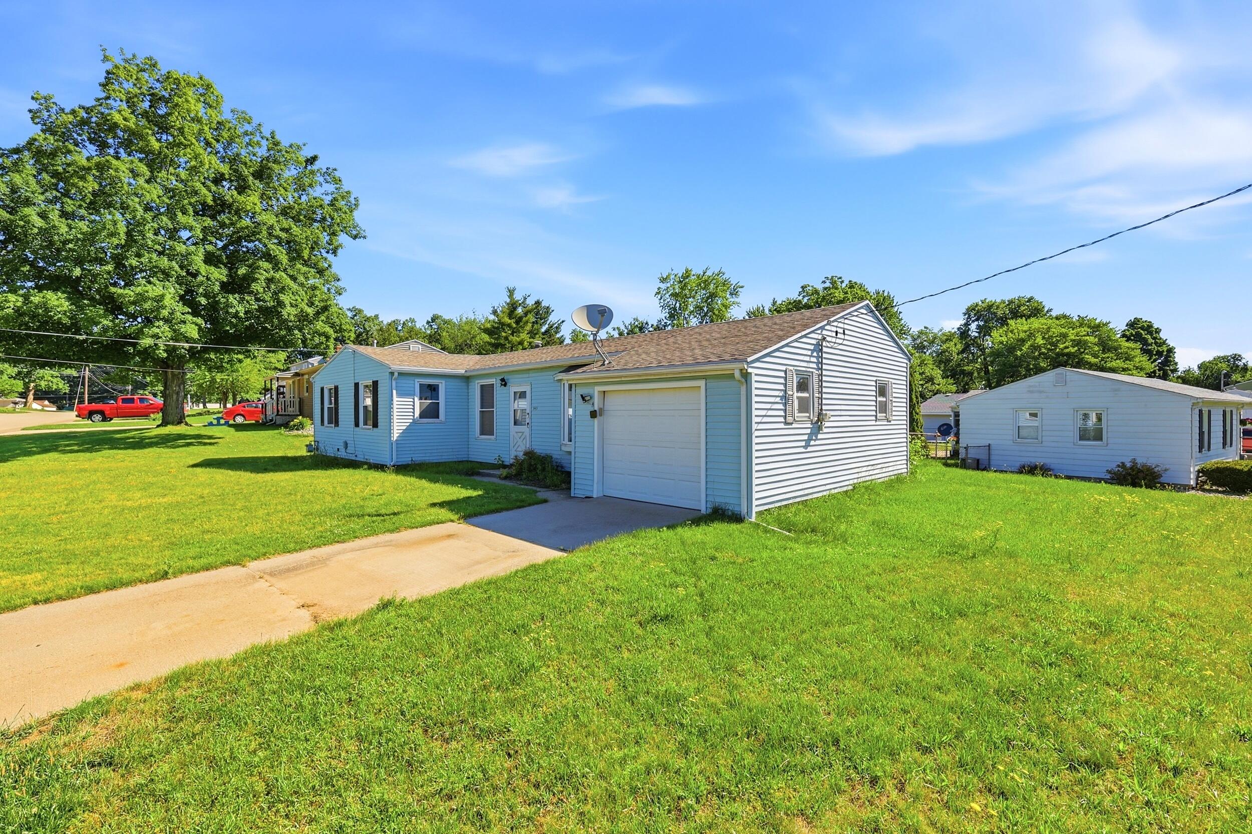 343 Brandywyne Drive NW