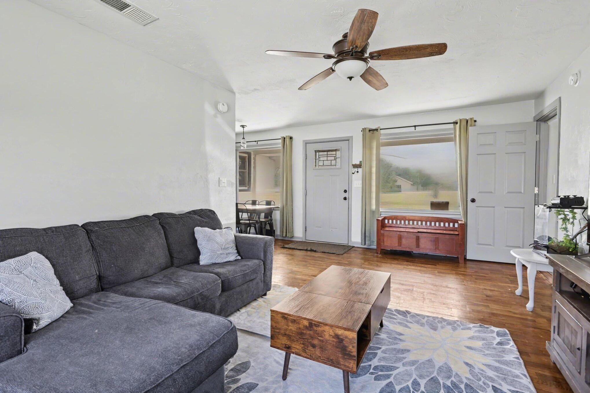 1920 S Red Bud Trail