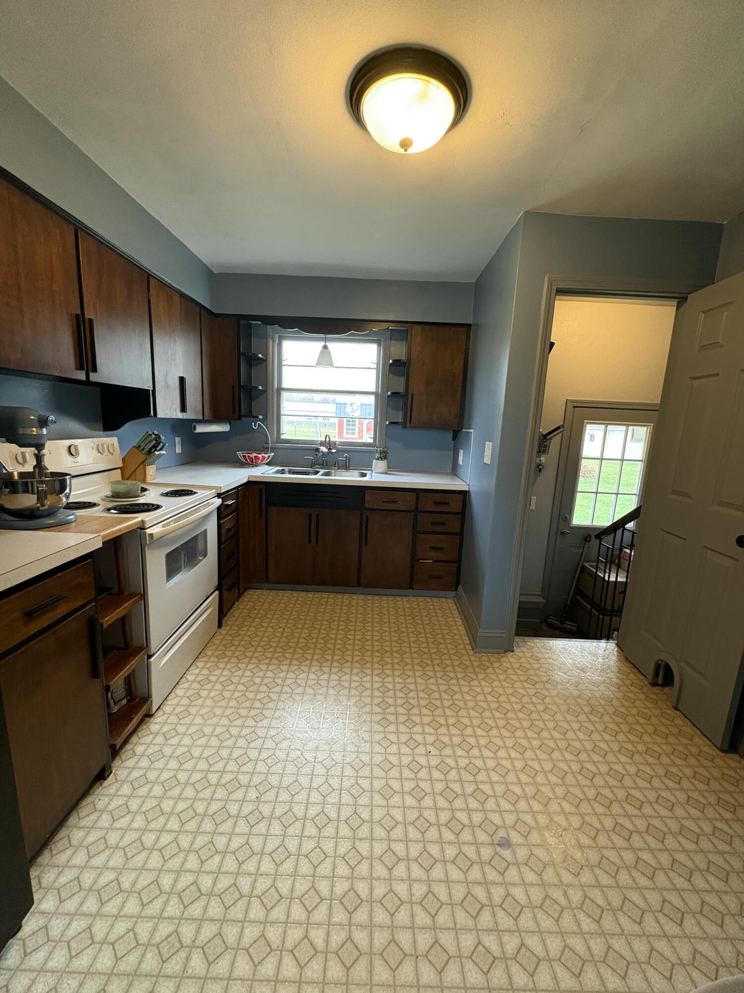 1920 S Red Bud Trail