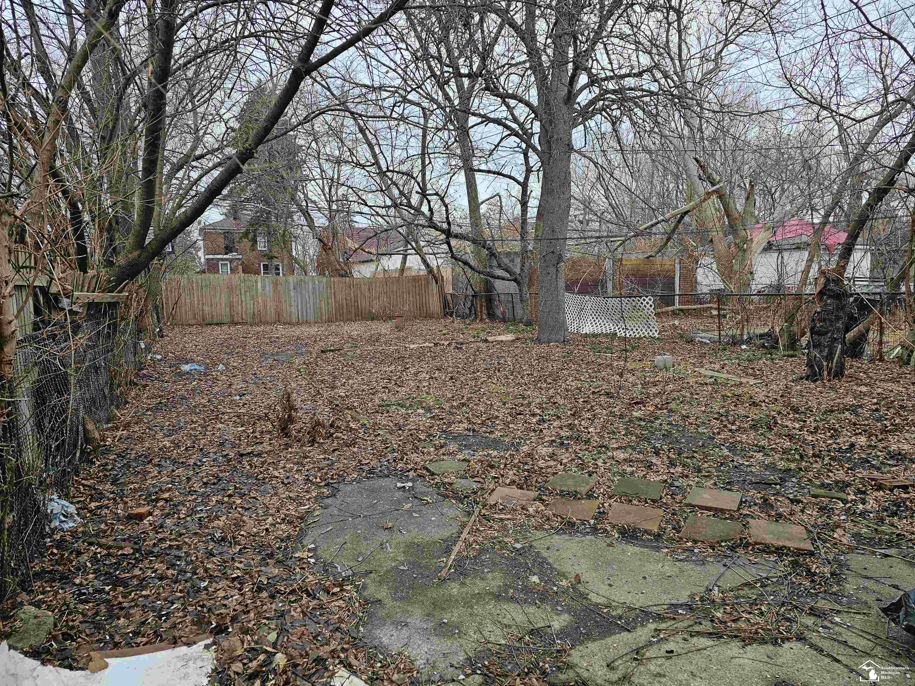 18635 Saint Louis Street