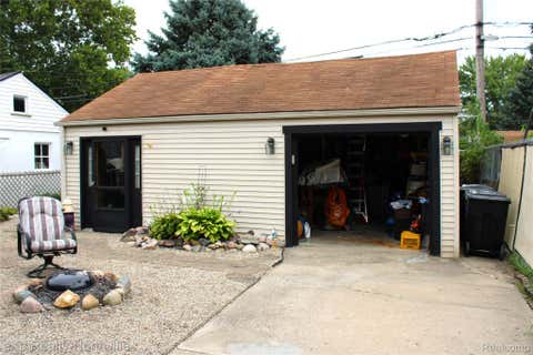 Tiny photo for 6787 Robinson Avenue, Allen Park City, MI 48101 (MLS # 20261066816)