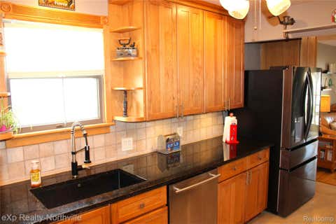 Tiny photo for 6787 Robinson Avenue, Allen Park City, MI 48101 (MLS # 20261066816)