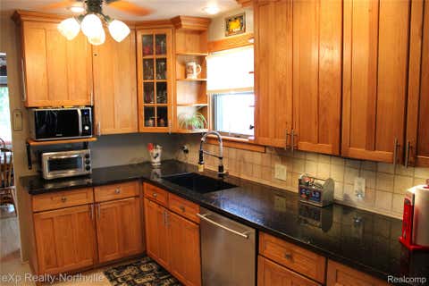 Tiny photo for 6787 Robinson Avenue, Allen Park City, MI 48101 (MLS # 20261066816)