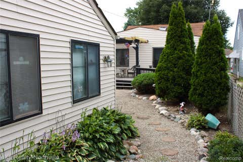 Tiny photo for 6787 Robinson Avenue, Allen Park City, MI 48101 (MLS # 20261066816)