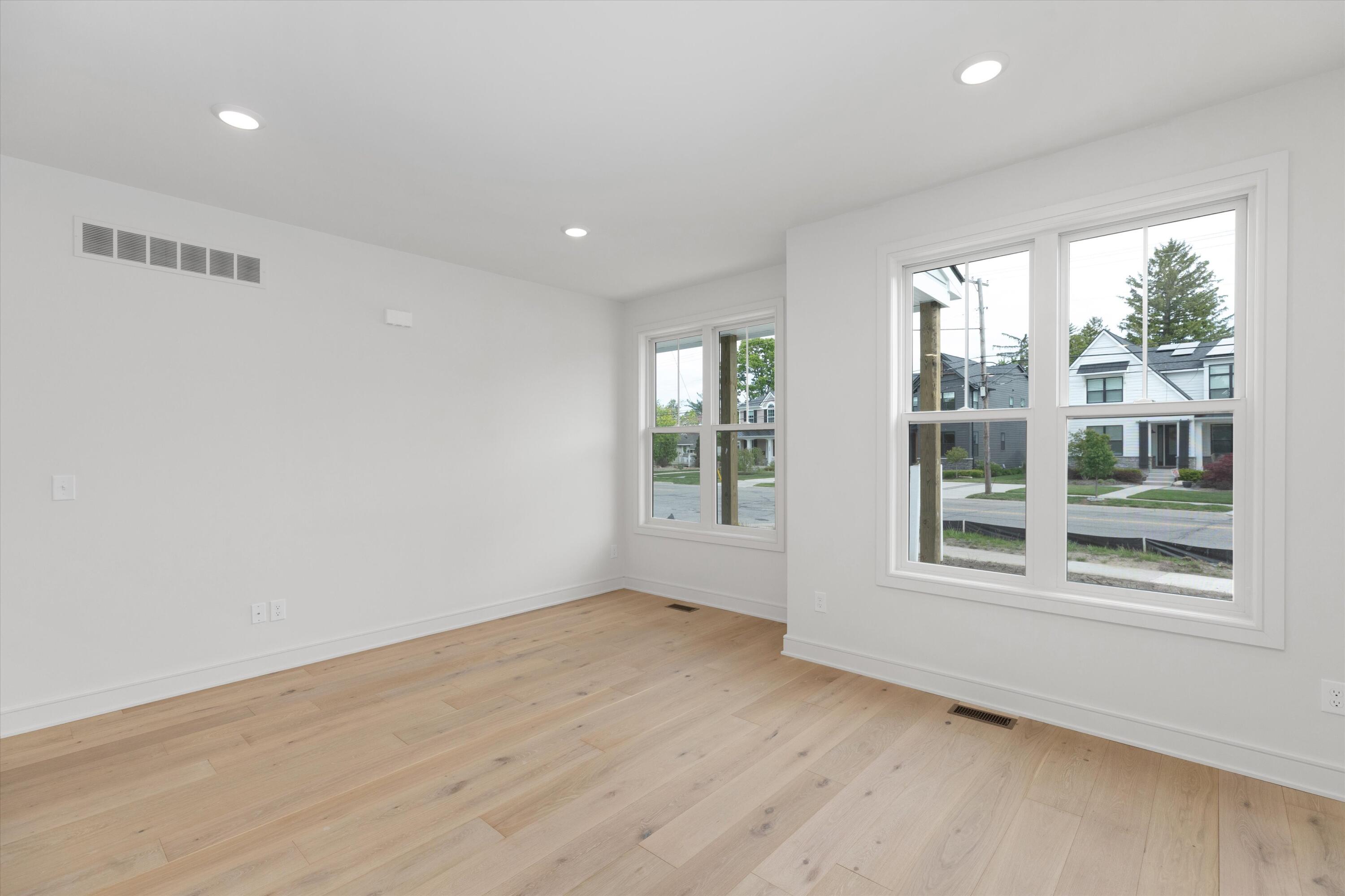 289 W Ann Arbor Trail A