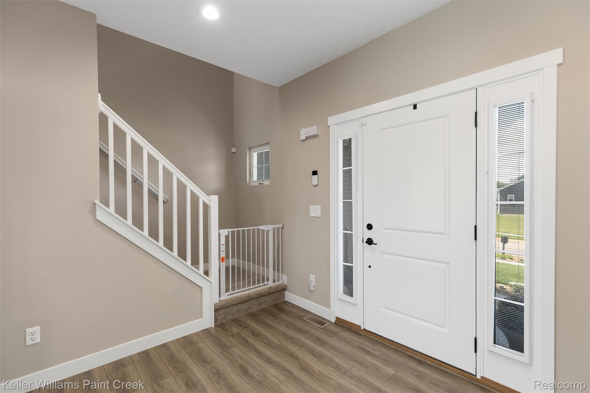 6097 Summerbrooke Circle