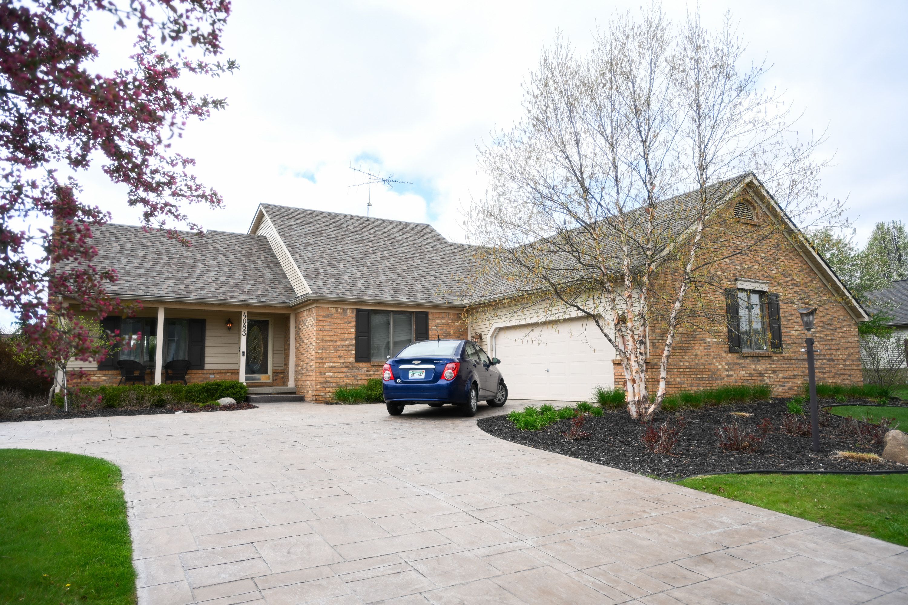 4083 WINTER HUE Lane