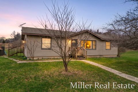 6130 Gurd Road Hope Township MI 49058