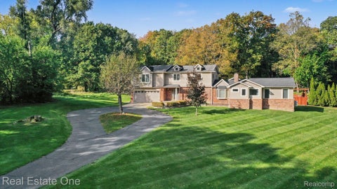 Tiny photo for 9243 Sherwood Drive, Springfield Charter Township, MI 48350 (MLS # 20261082973)