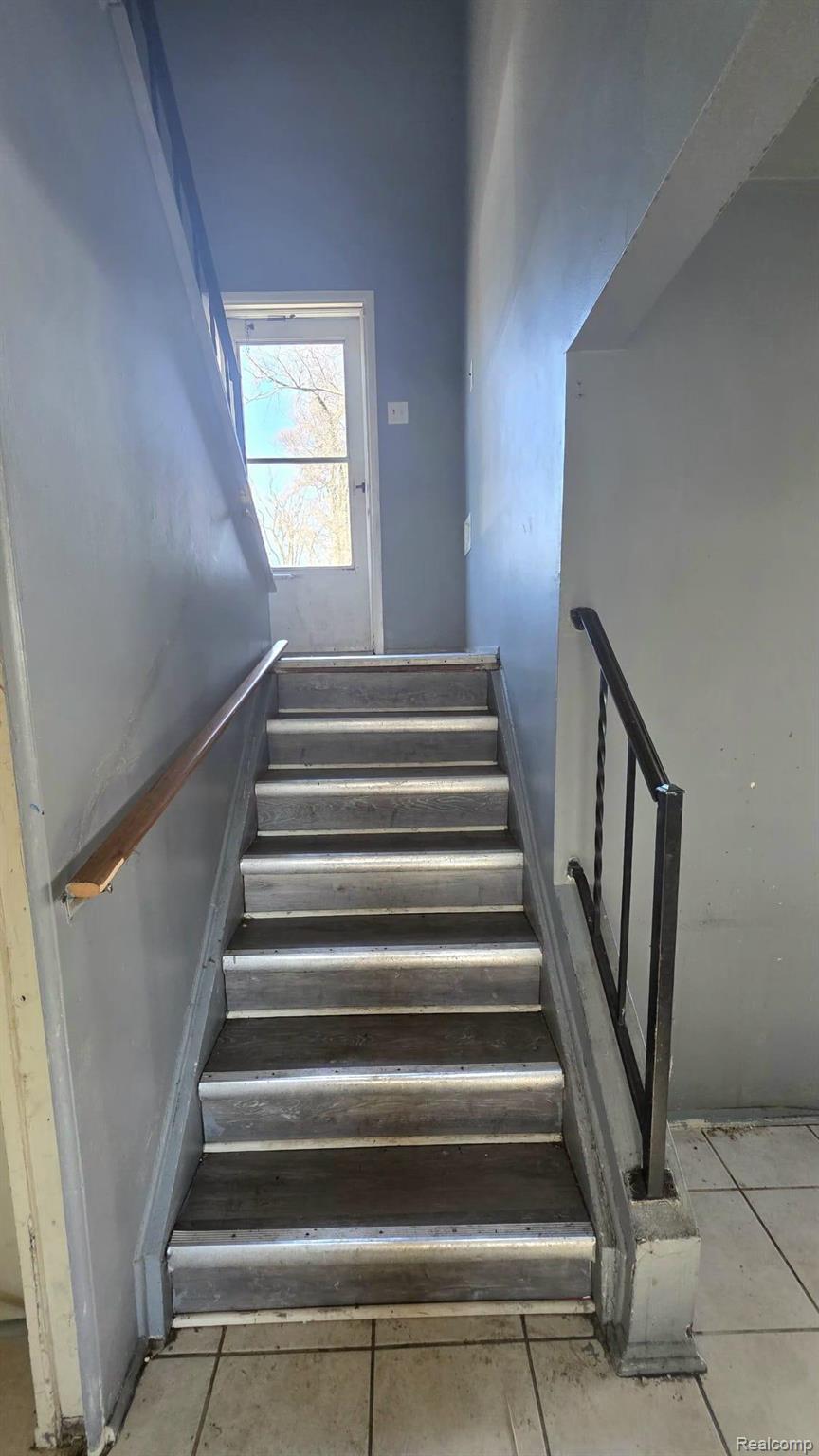 20215 Westhampton Avenue