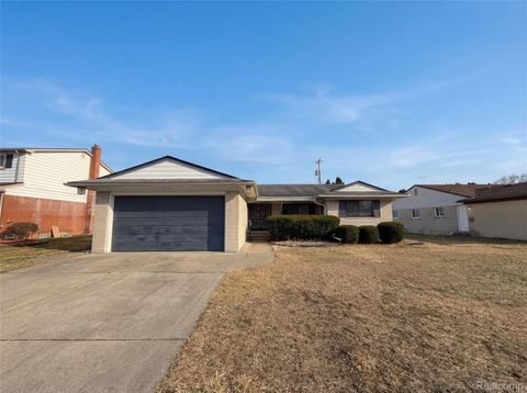 29467 Leemoor Drive Southfield City MI 48076