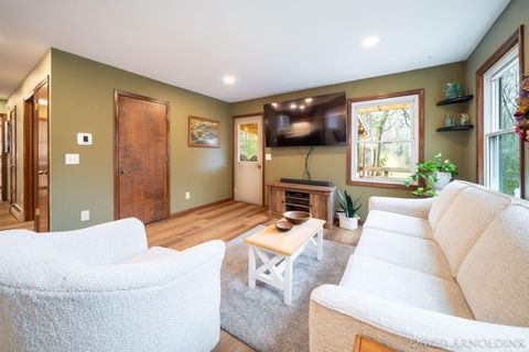 Tiny photo for 6264 140th Avenue, Laketown Township, MI 49423 (MLS # 71026013462)