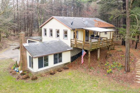 Tiny photo for 6264 140th Avenue, Laketown Township, MI 49423 (MLS # 71026013462)