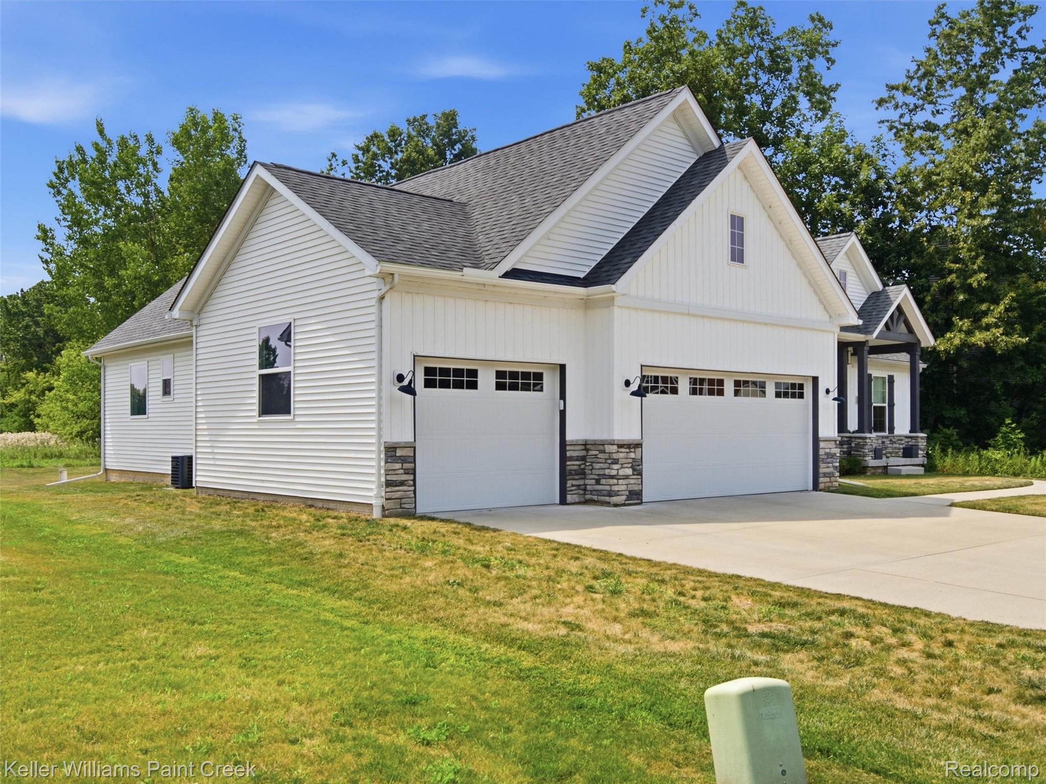 4351 Stepping Stone