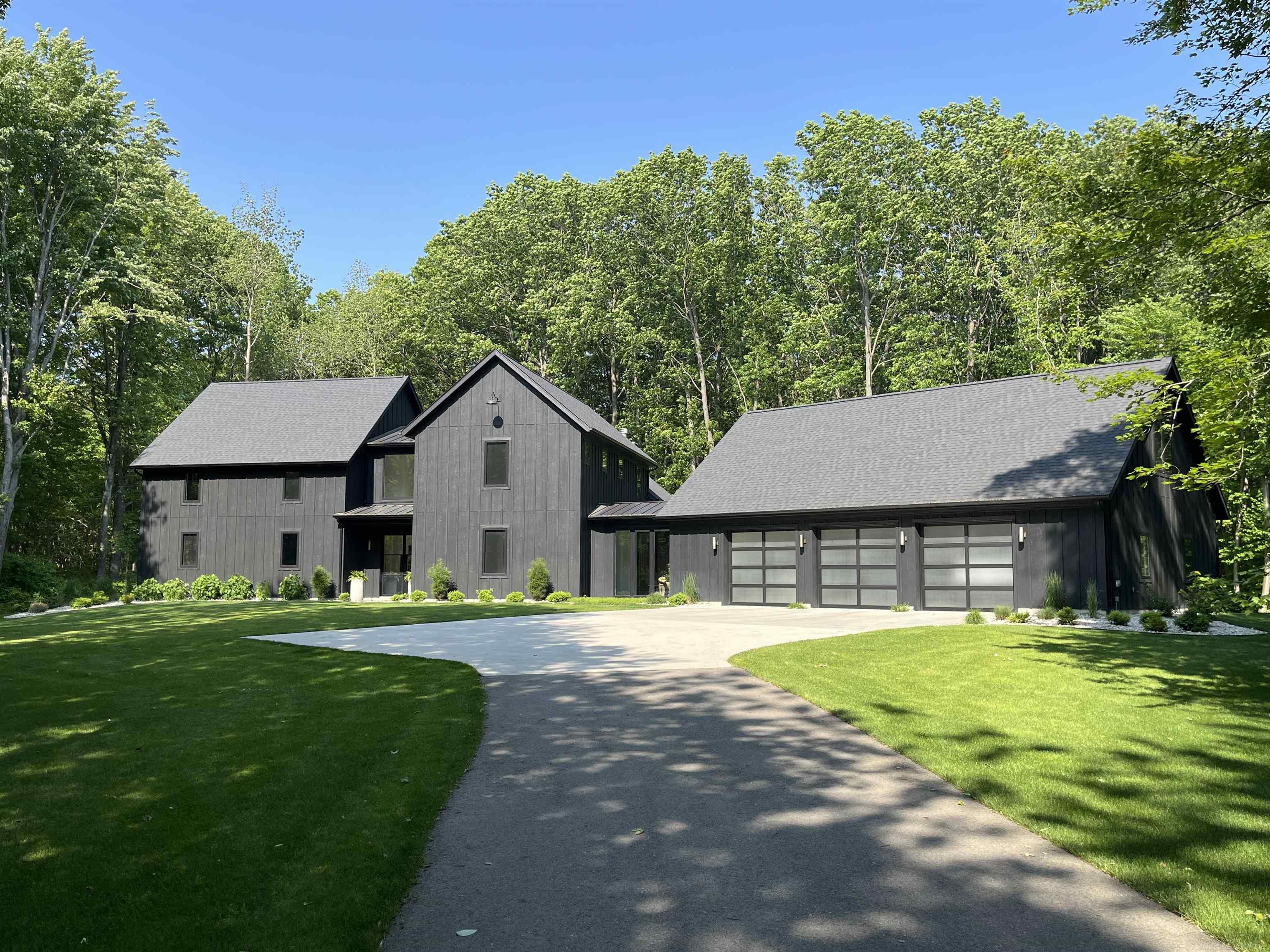3819 Sand Castle Lane