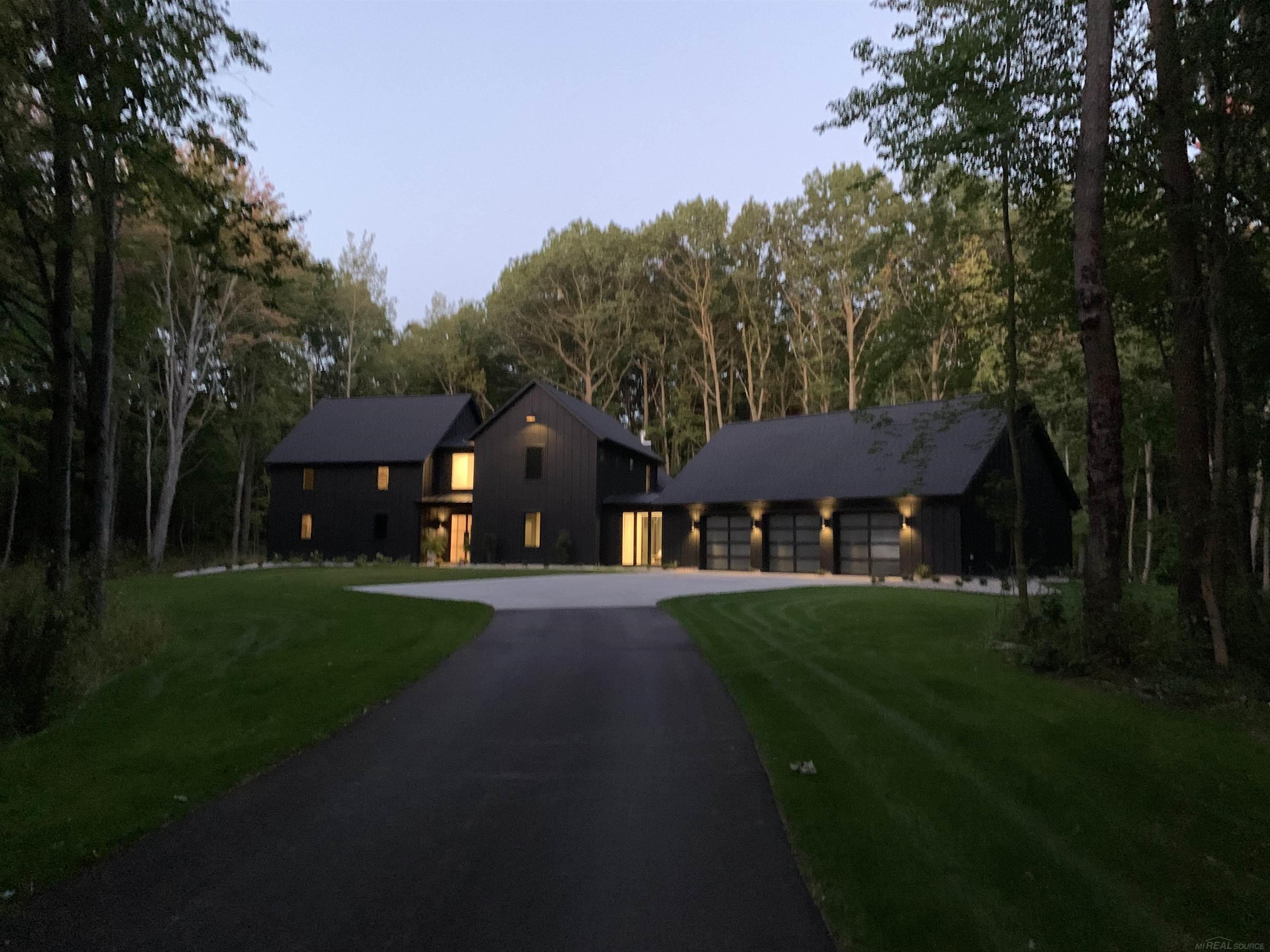 3819 Sand Castle Lane