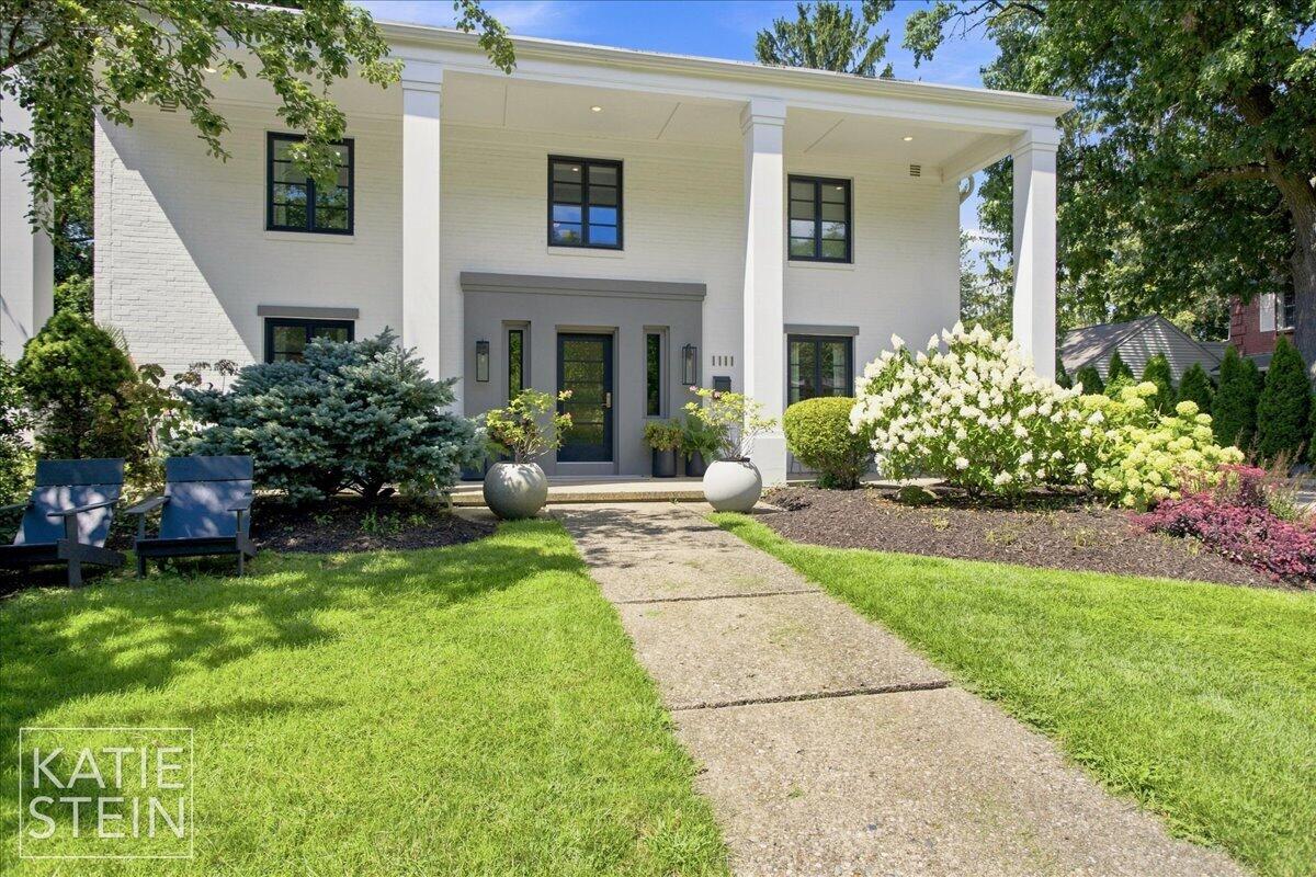 1111 Plymouth Avenue SE