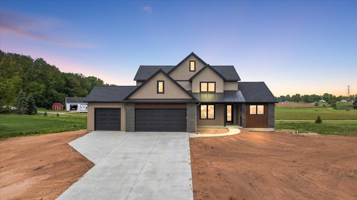 01-4564 Winding Creek Dr-1