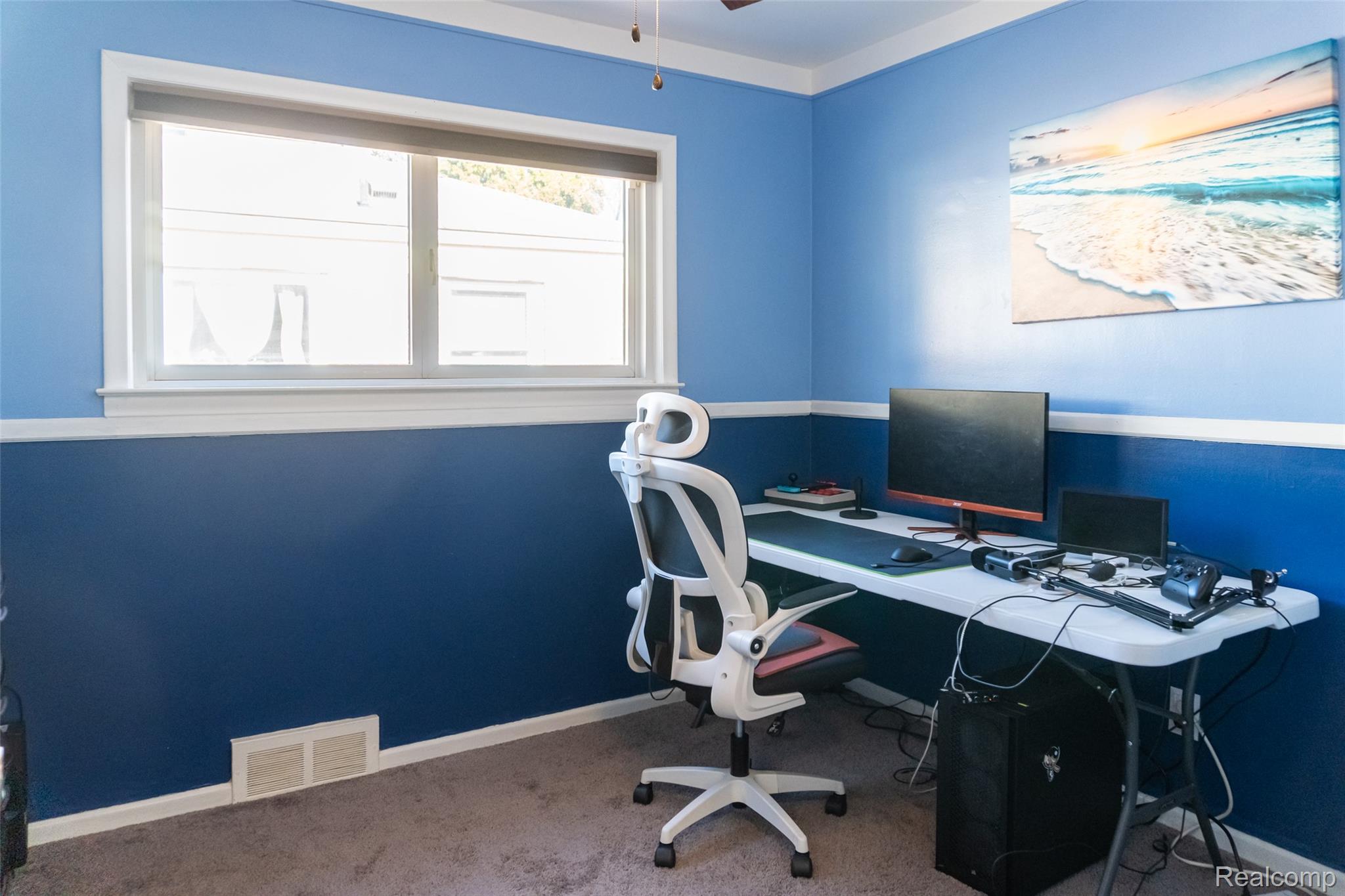 11769 W Parkway Street