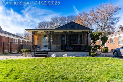 11769 W Parkway Street Redford Charter Township MI 48239