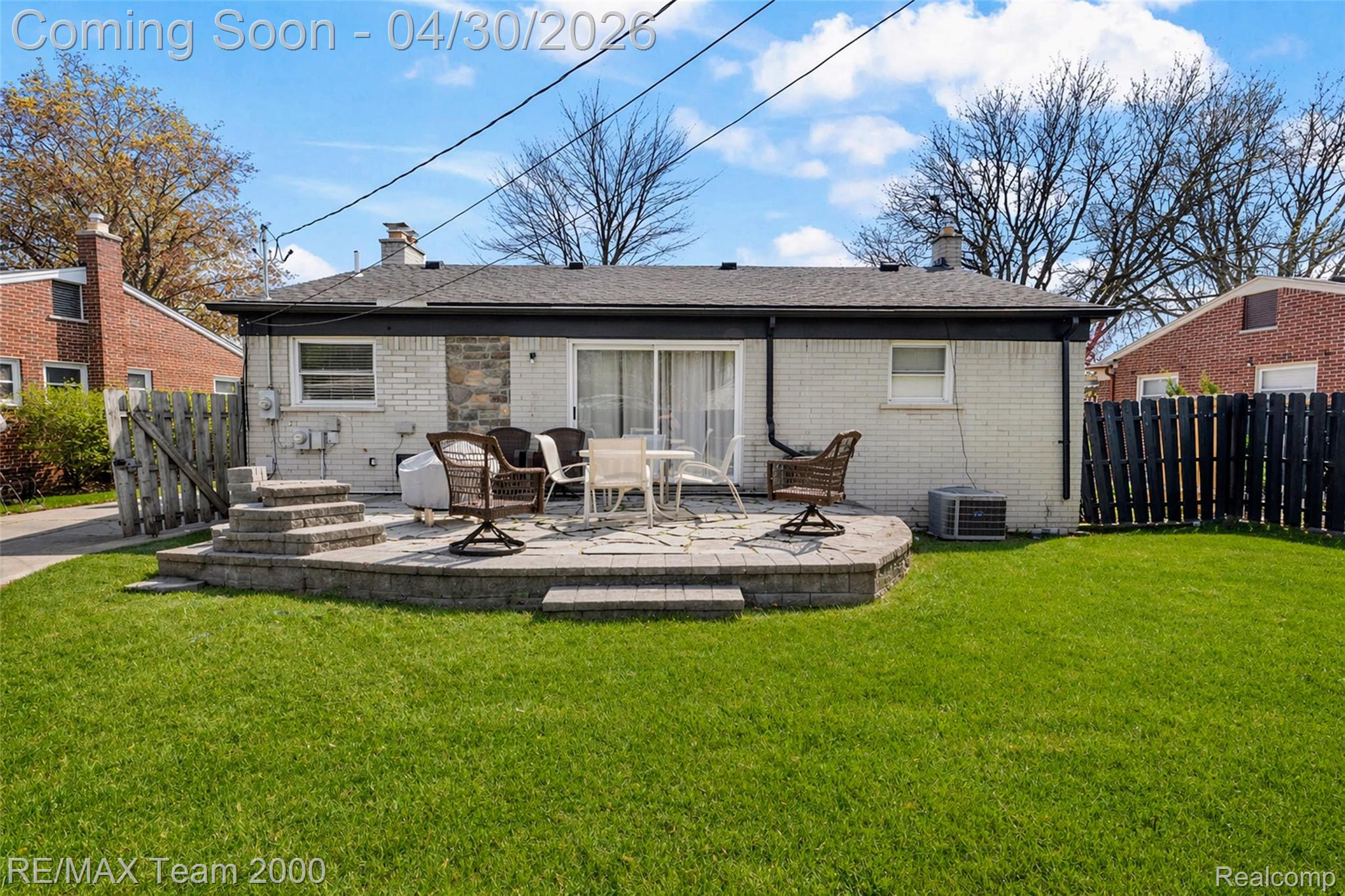 26734 Clairview Drive