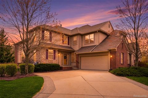 Photo of 3793 Winding Brook Circle #1, Rochester Hills City, MI 48309 (MLS # 20261028085)