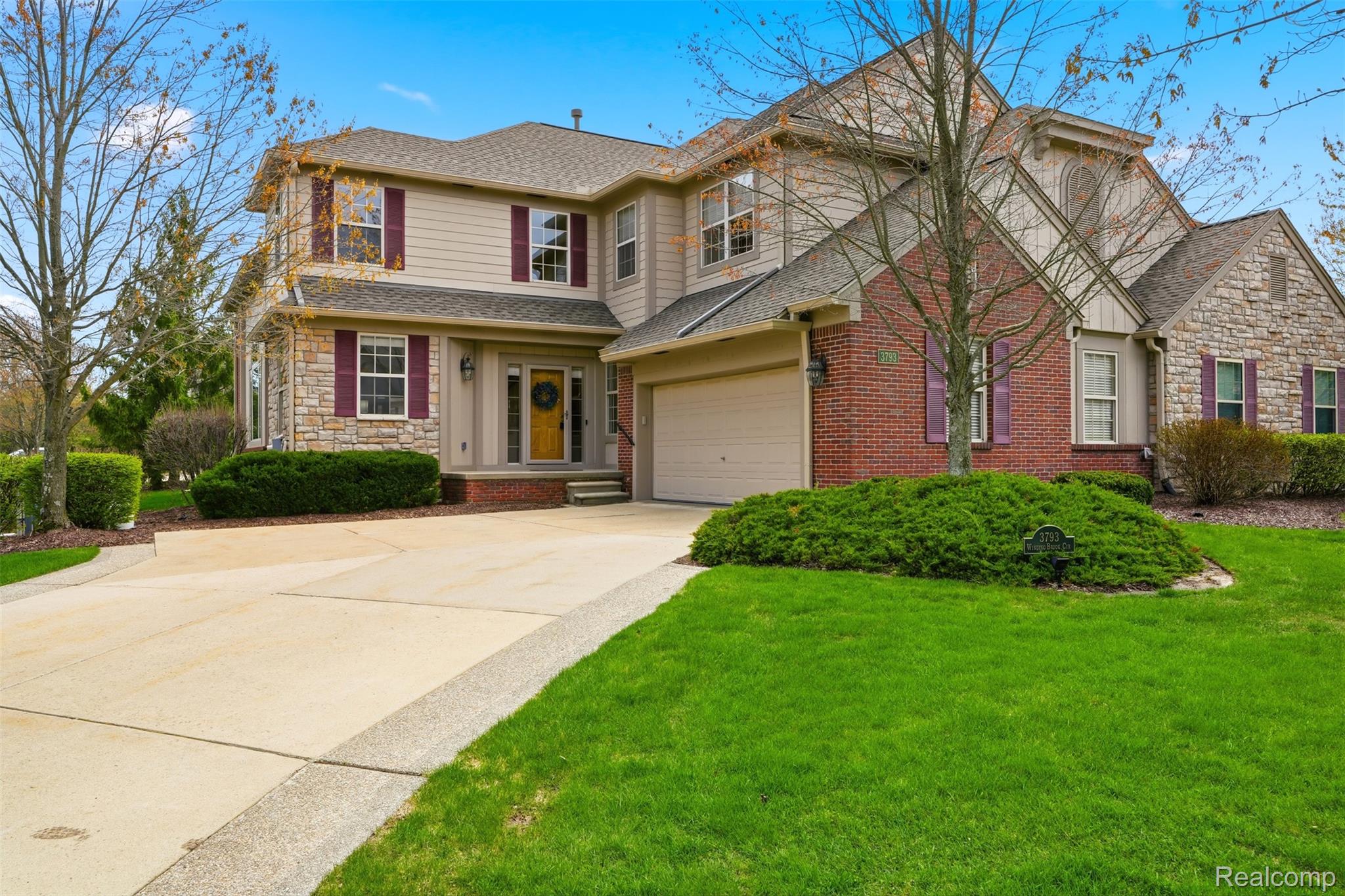 3793 Winding Brook Circle 24