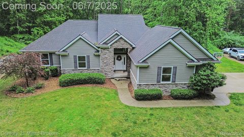 6278 Ridge Hollow Lane Springfield Charter Township MI 48350