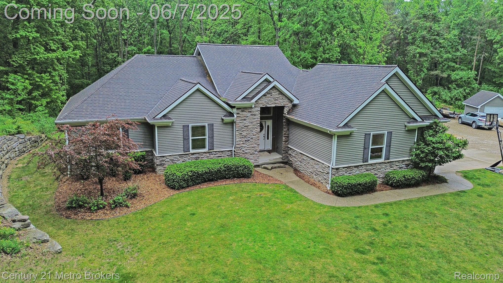 6278 Ridge Hollow Lane