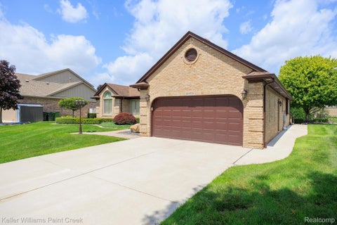 Tiny photo for 15053 Hillcrest Lane, Shelby Charter Township, MI 48315 (MLS # 20261068641)