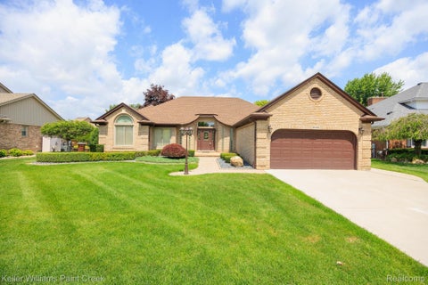 Tiny photo for 15053 Hillcrest Lane, Shelby Charter Township, MI 48315 (MLS # 20261068641)