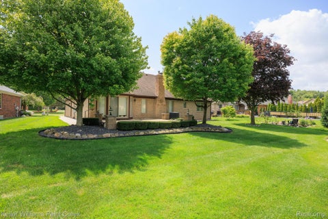 Tiny photo for 15053 Hillcrest Lane, Shelby Charter Township, MI 48315 (MLS # 20261068641)
