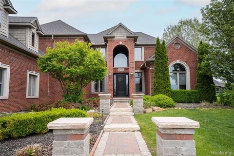 67102 Rachael Lane Washington Township MI 48095