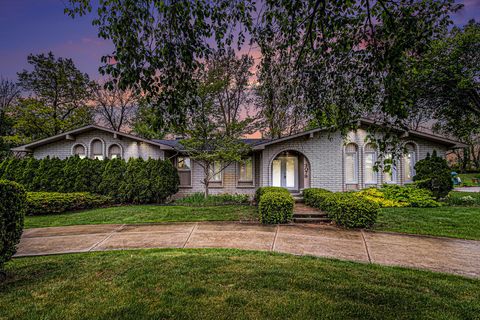3079 RAVINEWOOD Drive Commerce Charter Township MI 48382