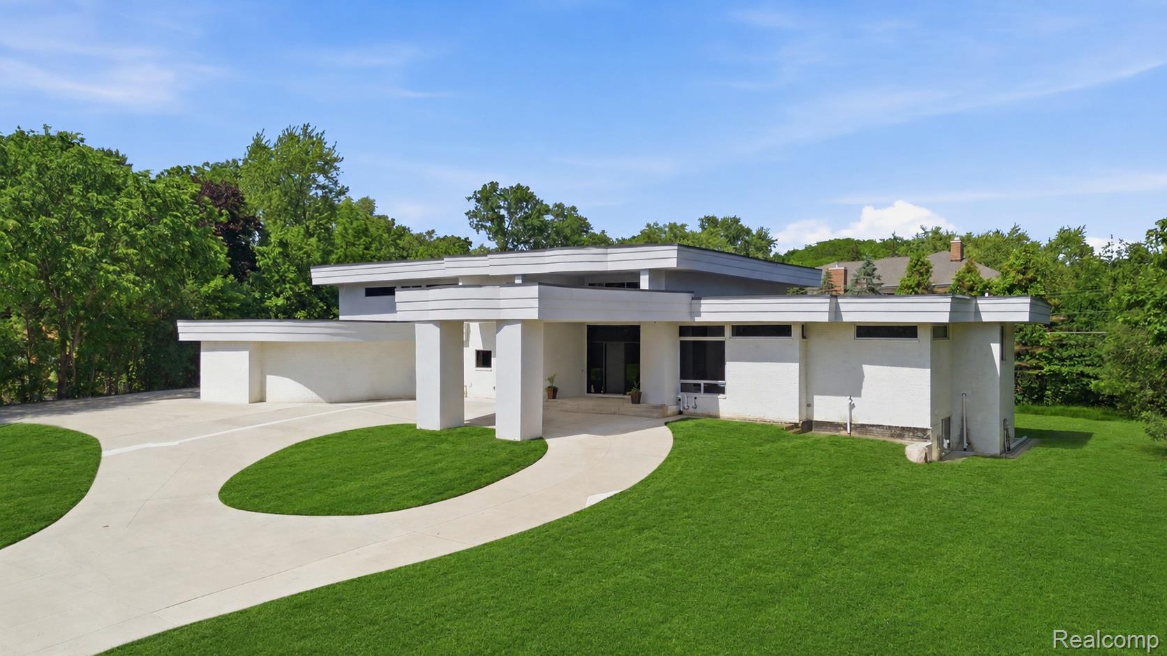 24696 Franklin Park Drive