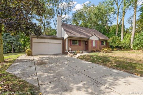 42737 Steepleview Court Northville City MI 48168